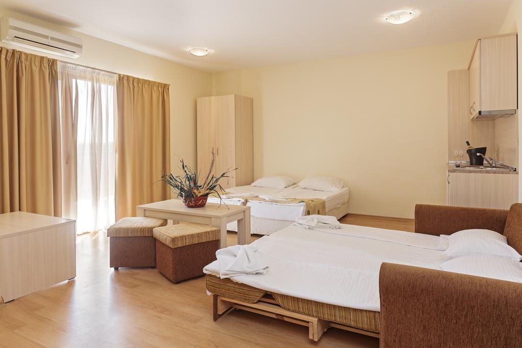 Serena Residence Aparthotel Sozopol Ruang foto