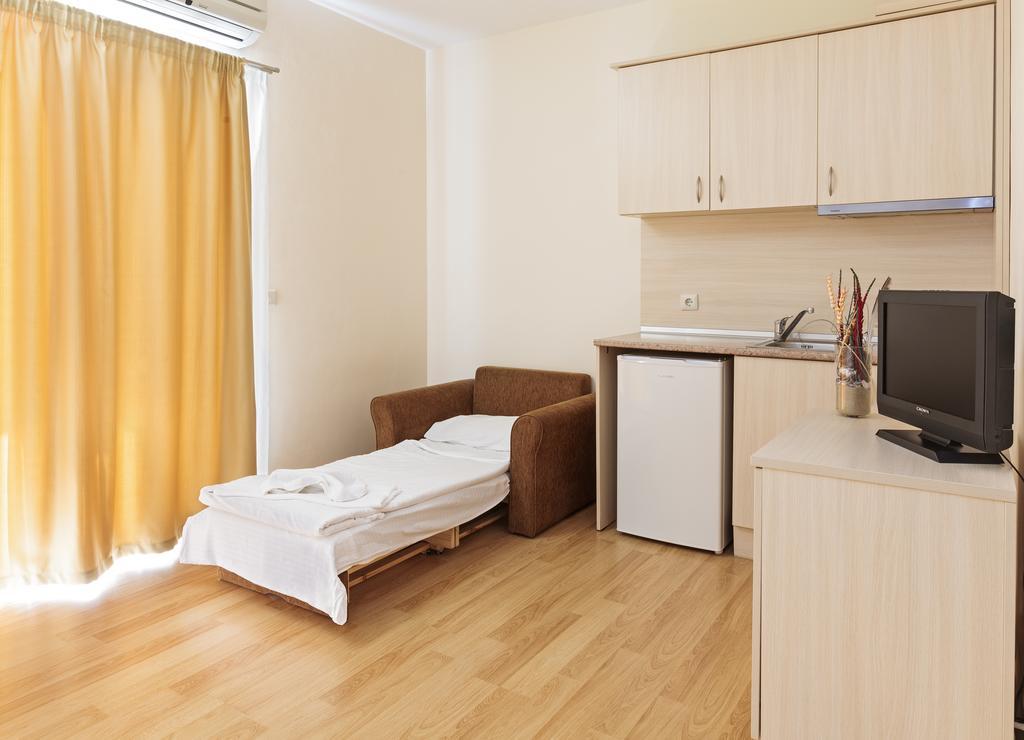 Serena Residence Aparthotel Sozopol Bagian luar foto