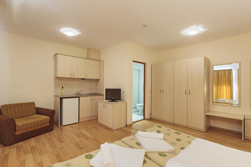 Serena Residence Aparthotel Sozopol Ruang foto