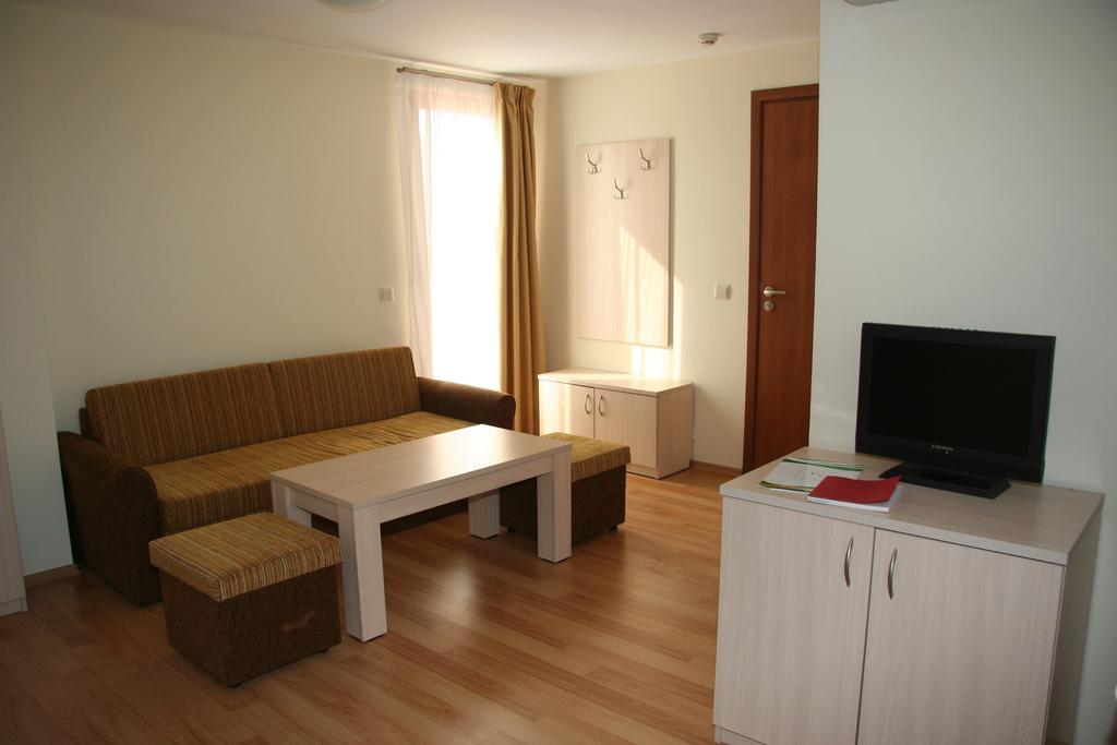 Serena Residence Aparthotel Sozopol Bagian luar foto